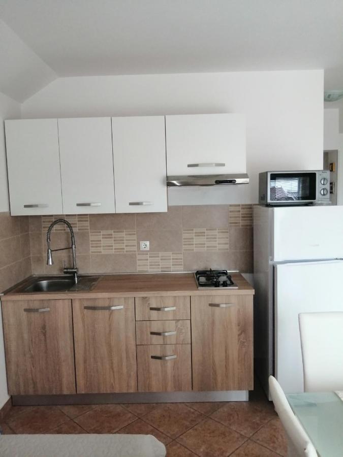 Apartments Villa Nona 우마그 외부 사진