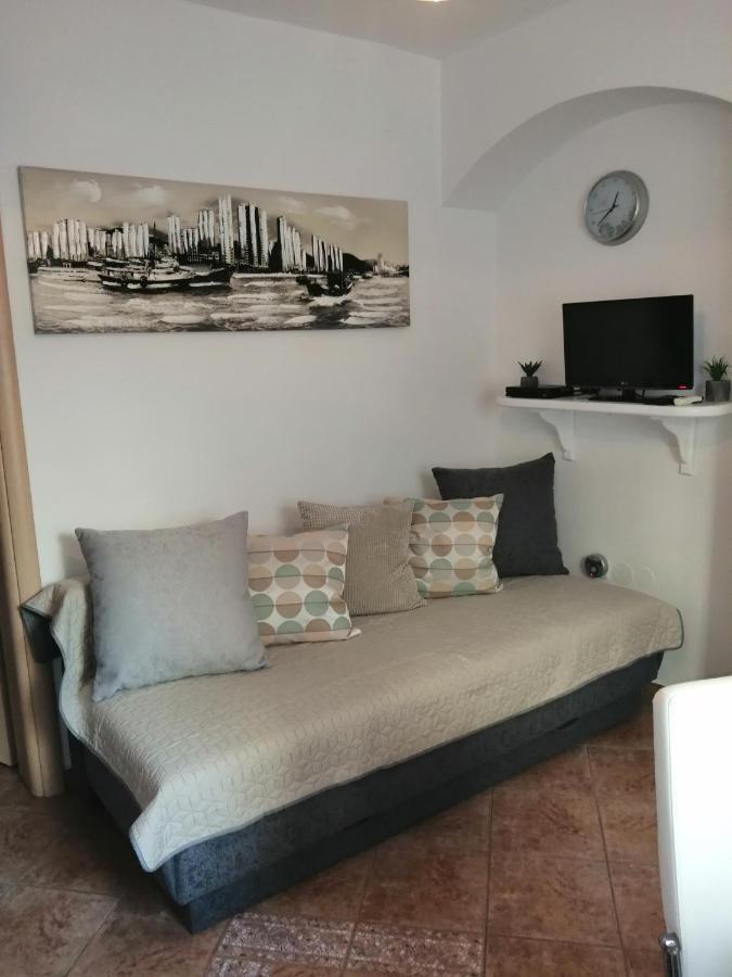 Apartments Villa Nona 우마그 외부 사진