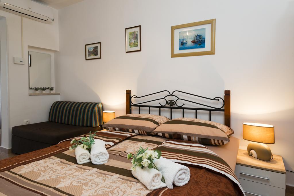 Apartments Villa Nona 우마그 외부 사진