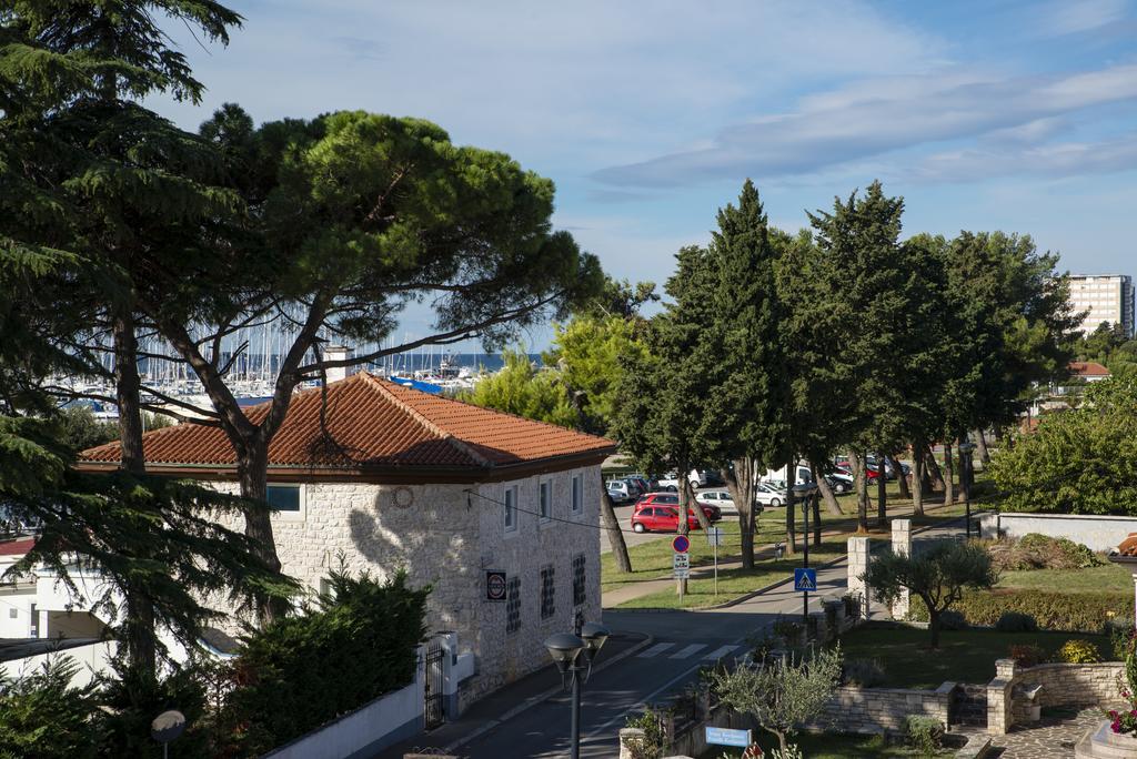 Apartments Villa Nona 우마그 외부 사진