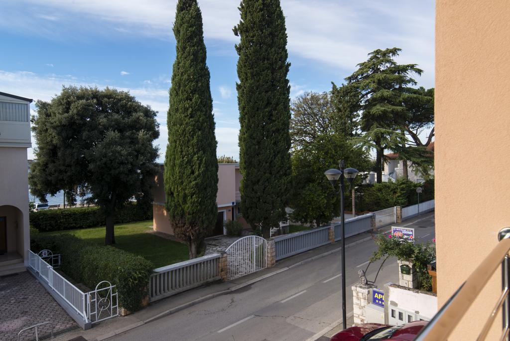 Apartments Villa Nona 우마그 외부 사진
